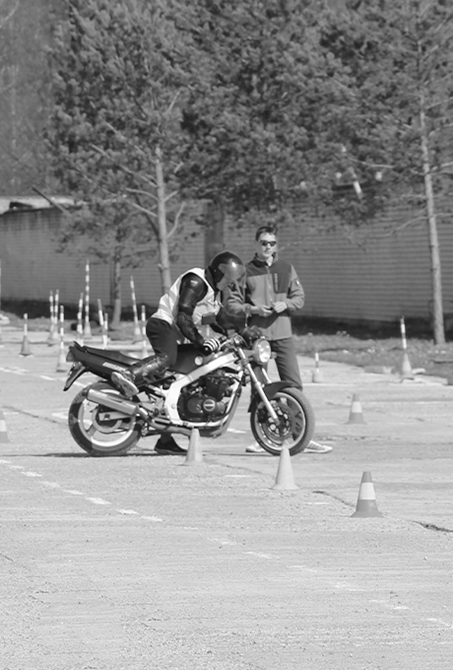 Apie vairavimio mokytojus ir instruktorius